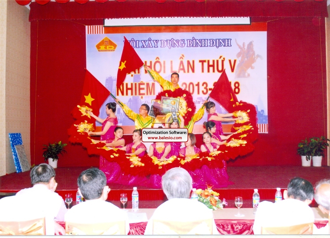 Ảnh: Văn nghệ chào mừng Đại hội HXD Bình Định nhiệm kỳ V (2013-2018)